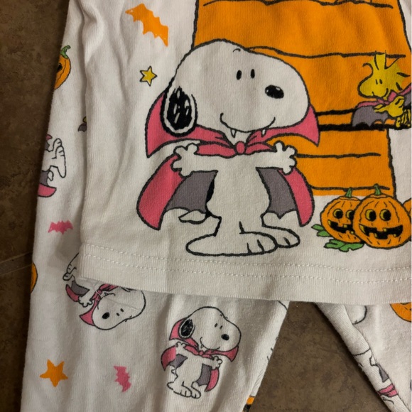 Snoopy Halloween PJ Set - Picture 2 of 3
